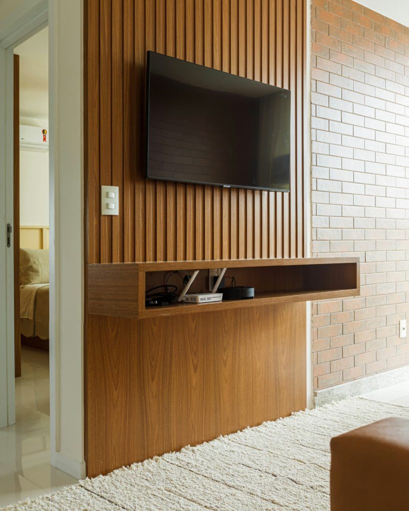 tv size for small living room distance